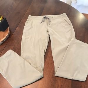 Columbia Hiking/Outdoor Pants